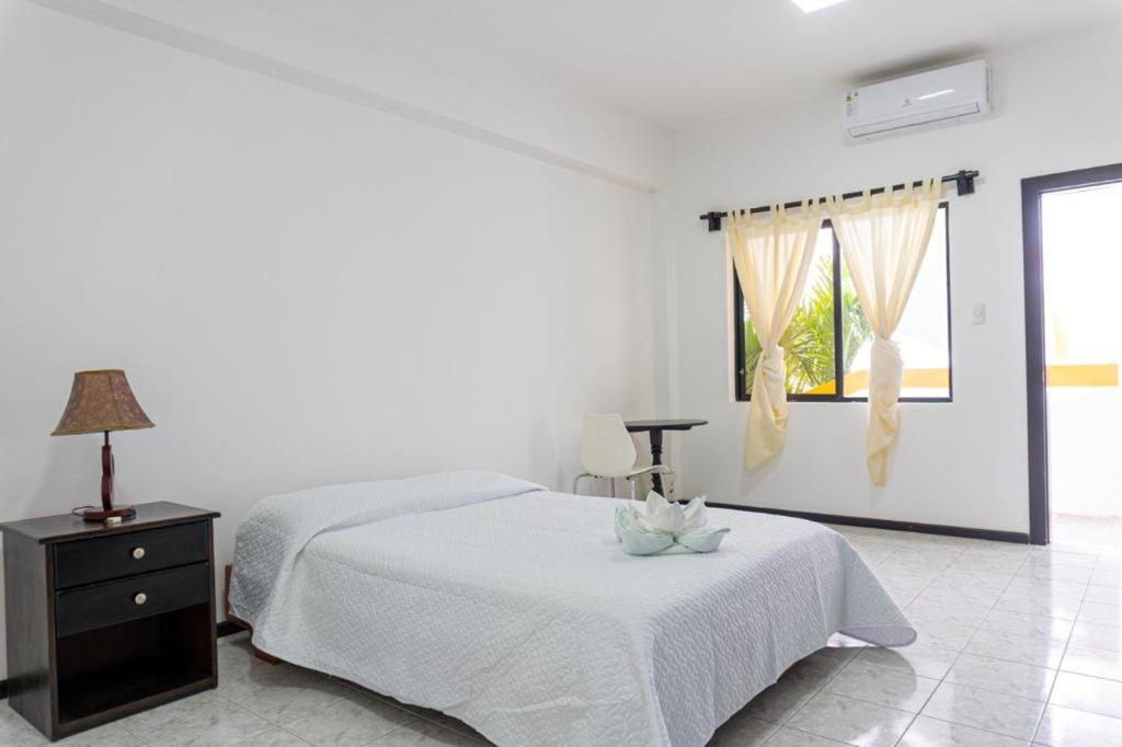 Hotel Pelican Bay Puerto Ayora  Zewnętrze zdjęcie